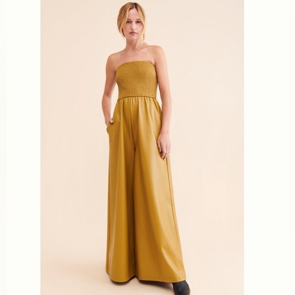 Pilcro Pants - Anthropologie Pilcro Faux Leather Smocked Wide-Leg Jumpsuit Size Large